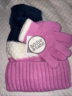 Addie & Tate Pink Colorblock Beanie & Gloves Set